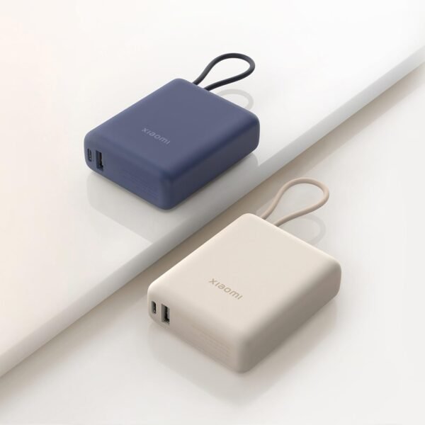 Xiaomi 33W Ice Blue USB-C+USB-A Integrated Cable Power Bank 10000mAh Fast Charging 3 Output Ports Two 5000 mAh Batteries Safe to Take on the Plane